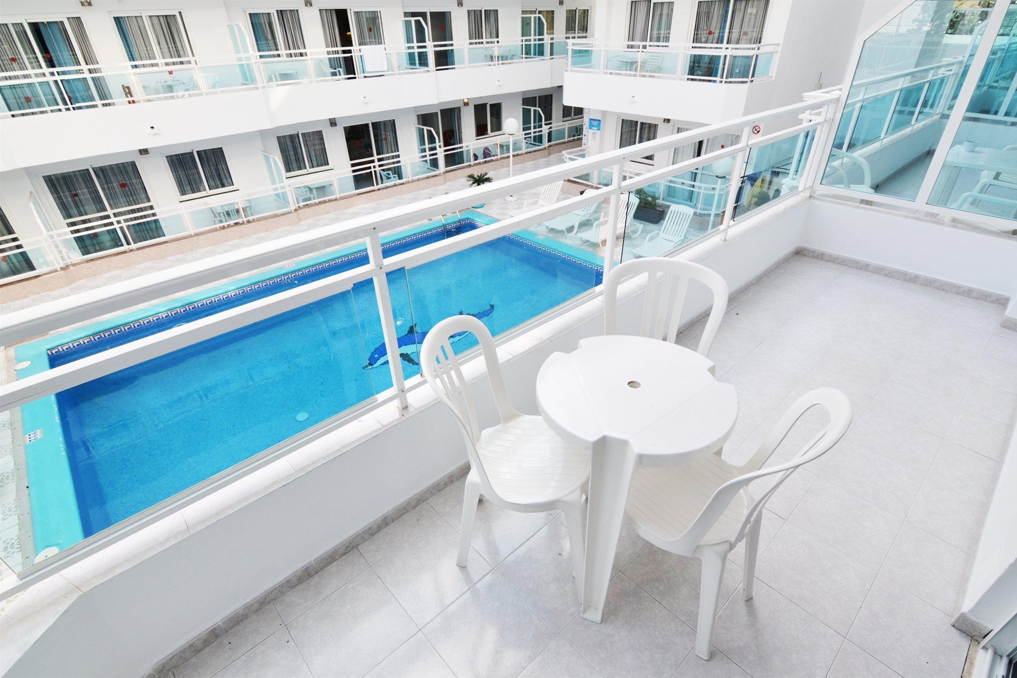 Vibra Jabeque Blue Apartments Es Cana Екстериор снимка